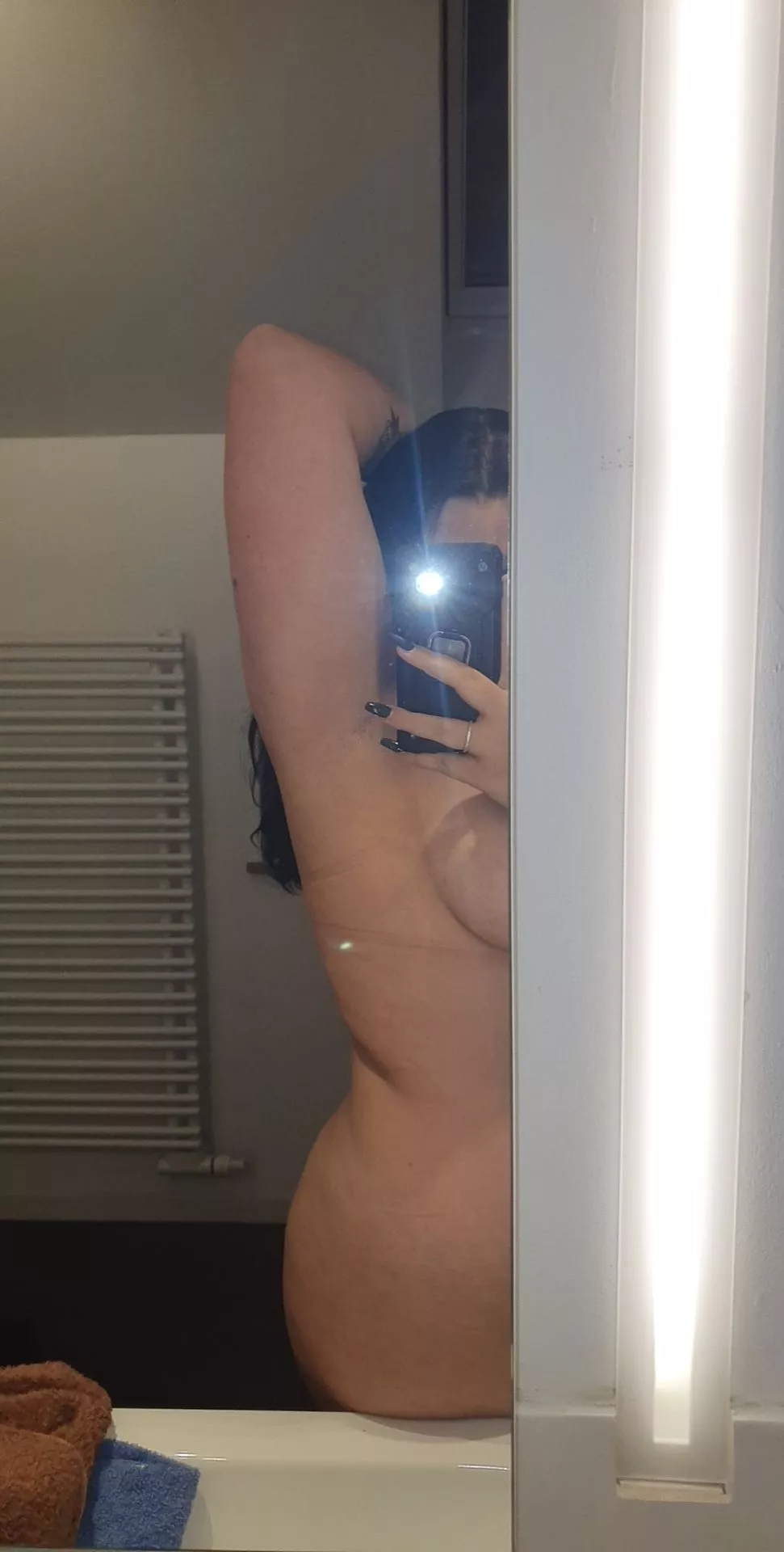 My toxic ex boyfriend used to tell me I‘m ugly :(