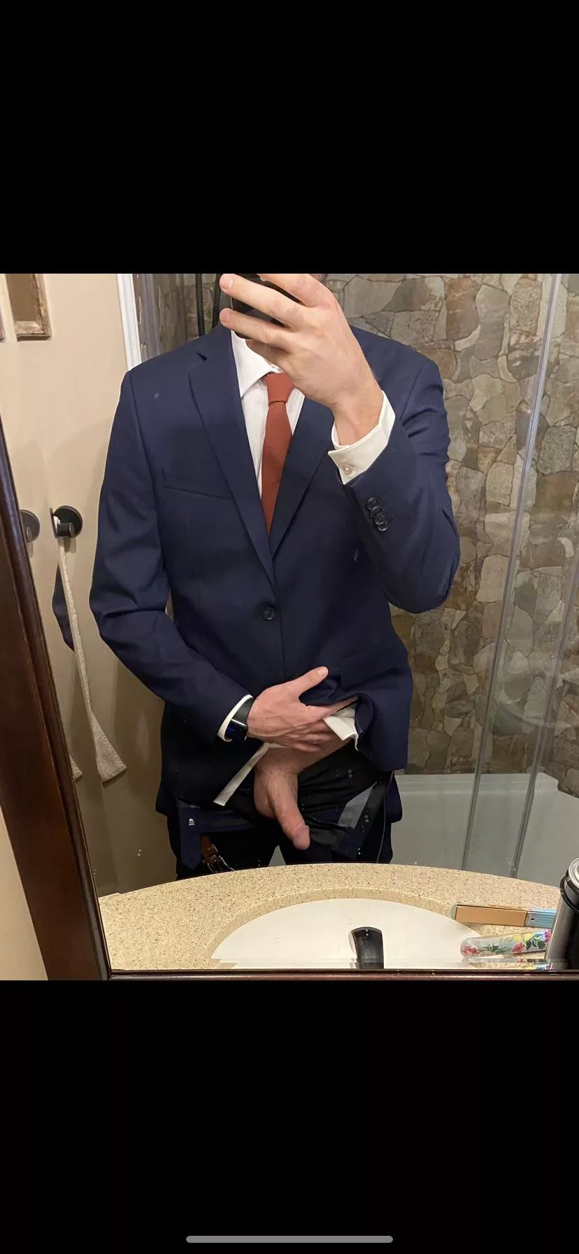 Need someone to give a helping hand making my cock hard and my fiancé jealous 😏