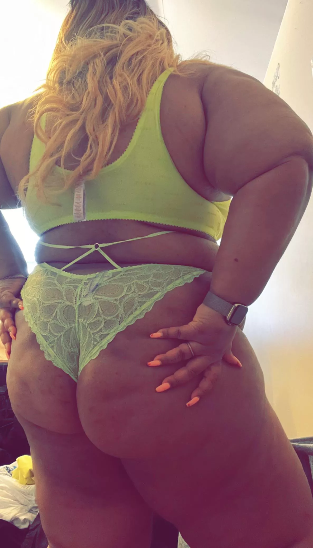 Need someone to put the tag in for me…