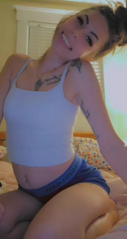 OF link in comments. Cum to my real content or message me direct. Link in comments