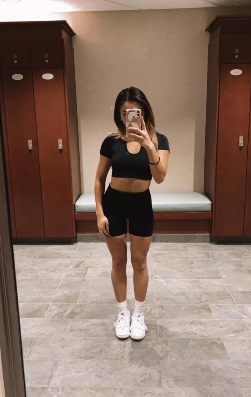 Petite, tan, and fit 😊😊😊