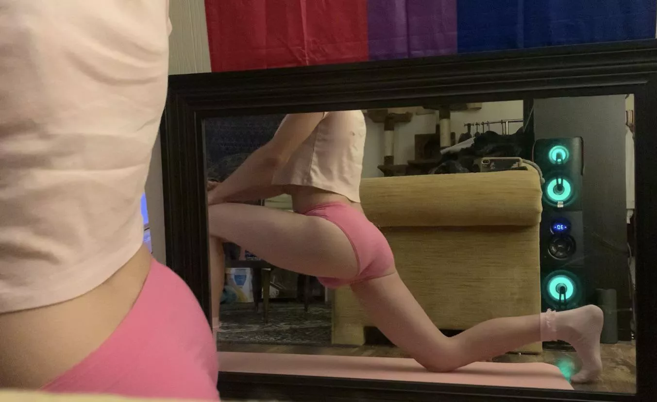 Practice makes perfect and hard work pays off 🌸🌻💖🫦🧘‍♀️