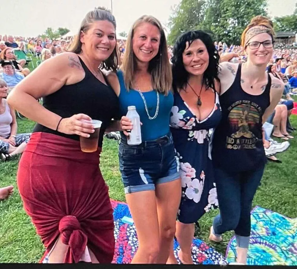 Rank these festival girls