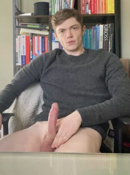 Rate this 🍆 while I work