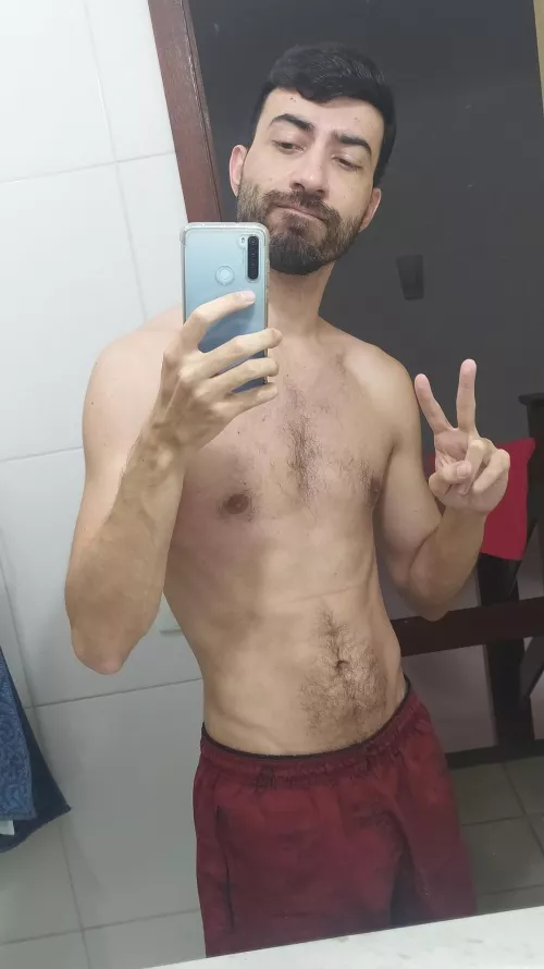 Skinny/average guys anyone?