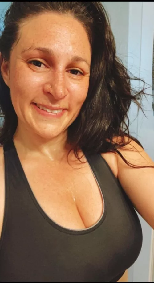 Sports Bra and 💦💦💦