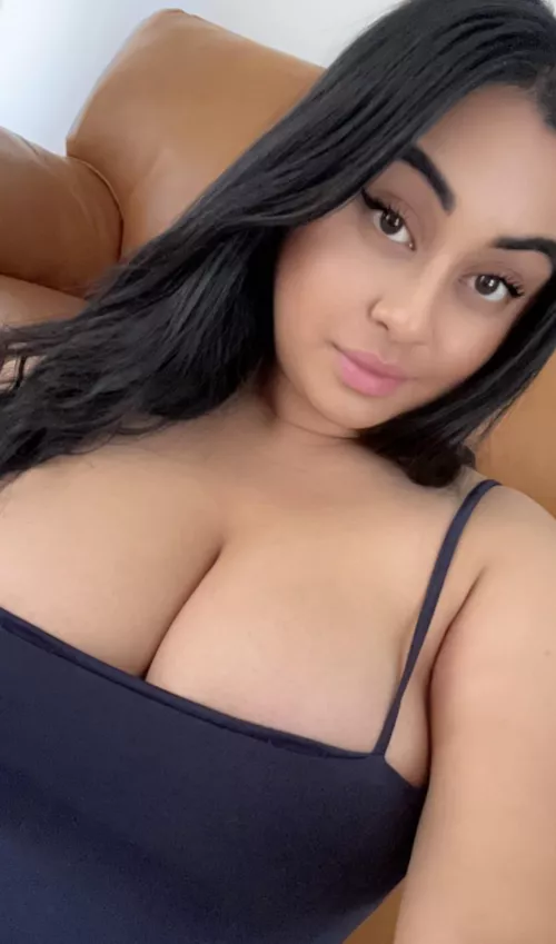 Sri Lankan x Chinese x Indonesian