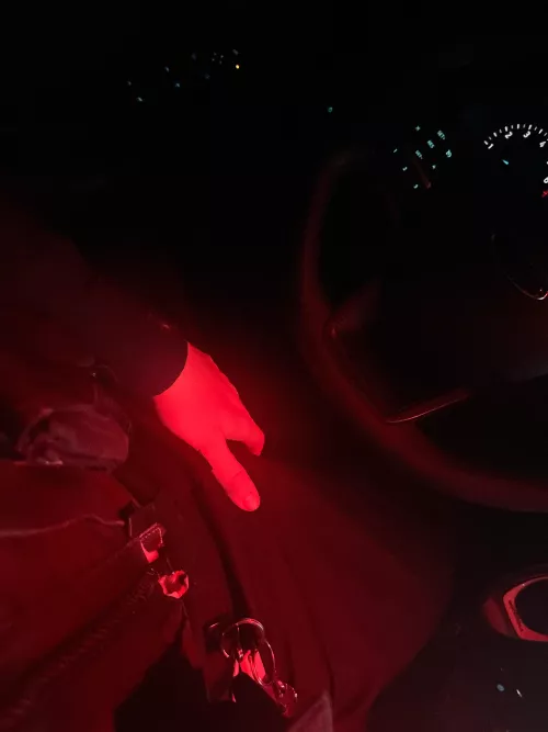 Still waiting for a woman to come help the lonely officer