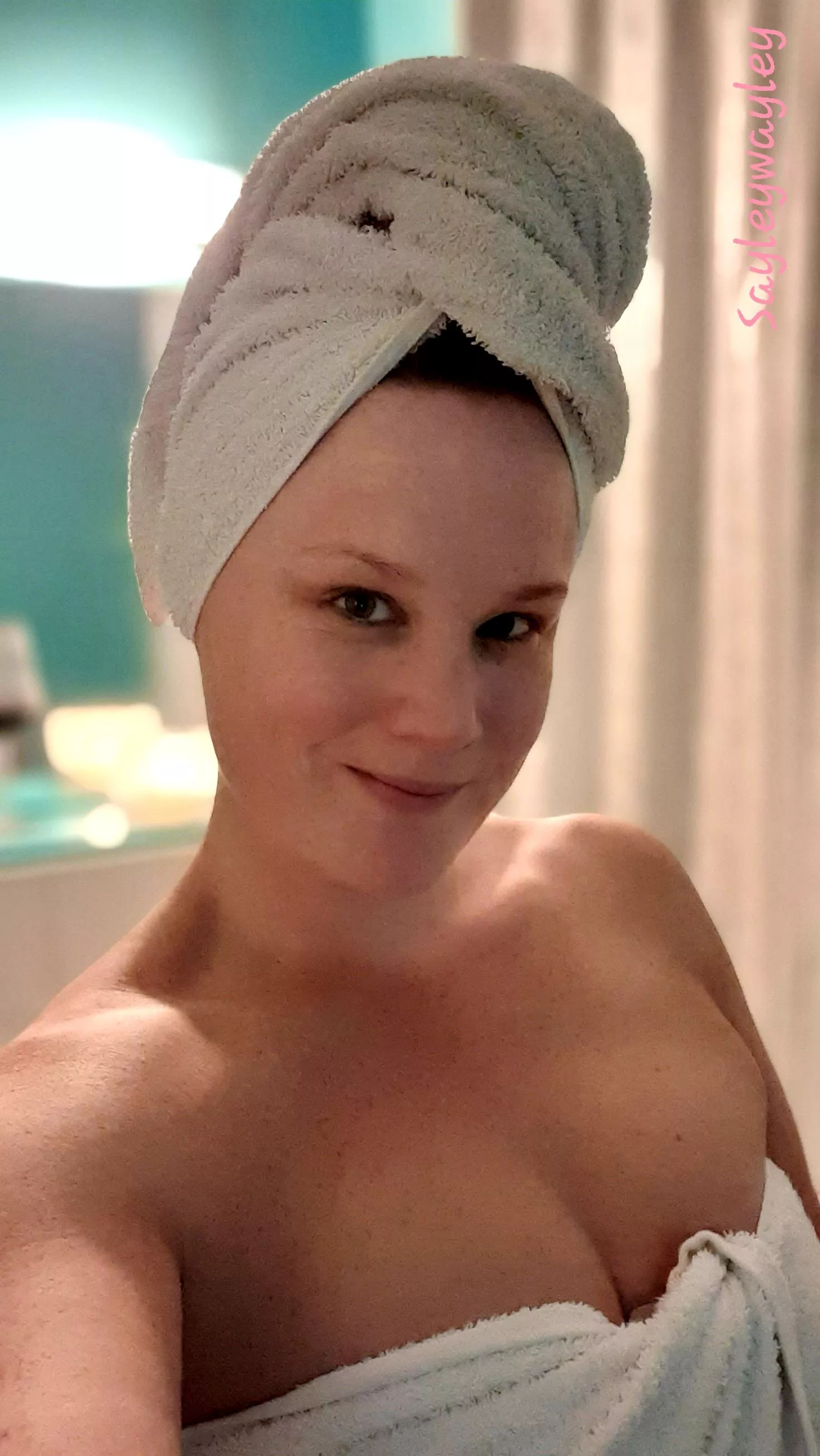 Sunday afternoon bath, feeling super relaxed