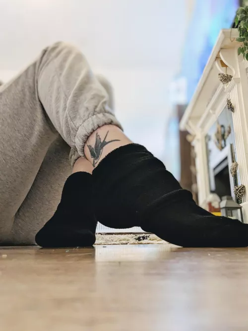 Sweaty gym socks😏