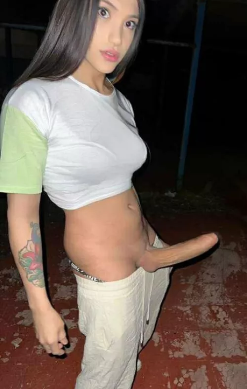 The girl you met at the park suddenly drops her pants. You know what to do.