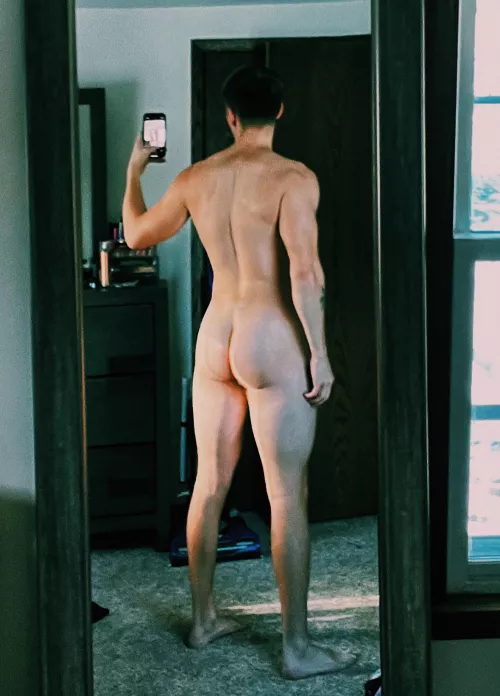 The way the sun hits my ass in this ;)