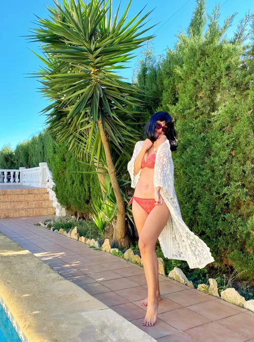 Wanna get in the pool with me?