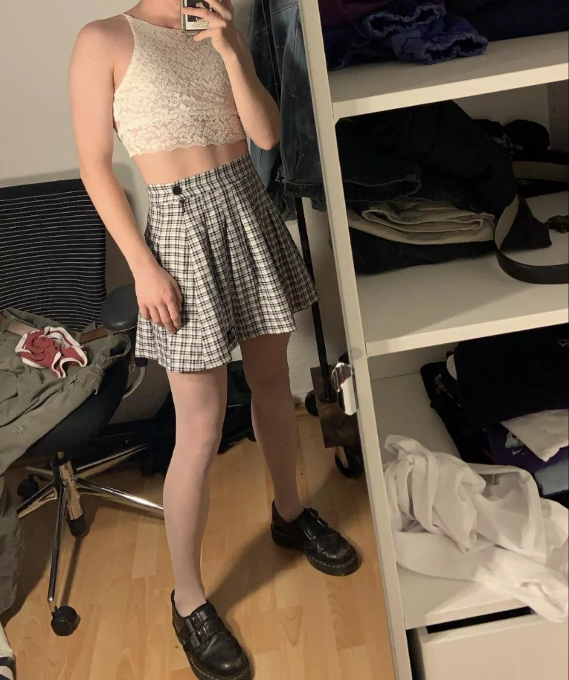 What do you guys think of my outfit?🙈💞