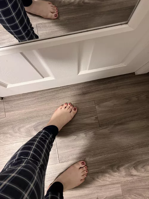 Would you cum on them 🤔🥰