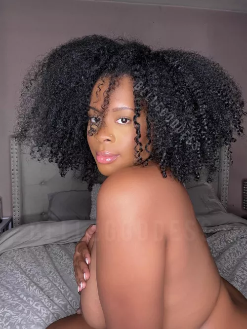 Would you pull my hair while hitting it from the back ?