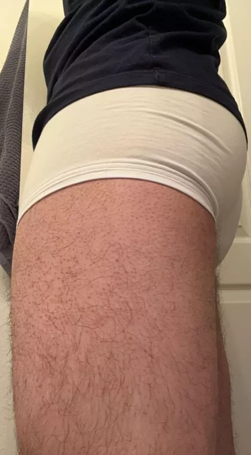 [19] Str8 boy looking for some bros