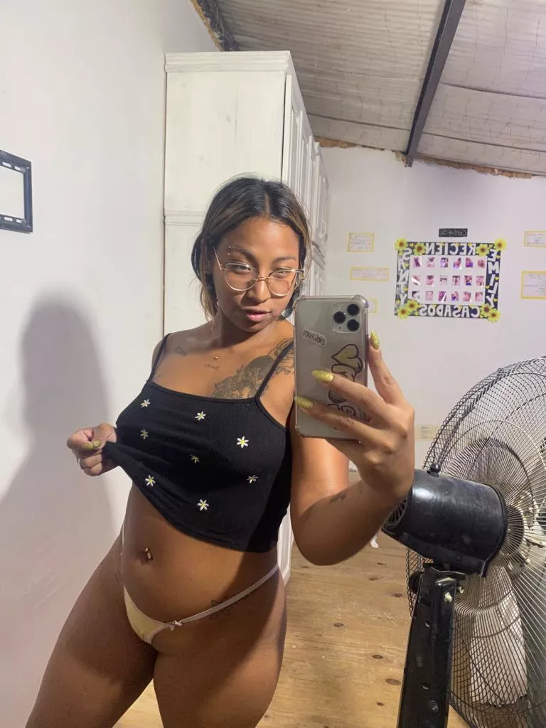 20yo but can ride an suck