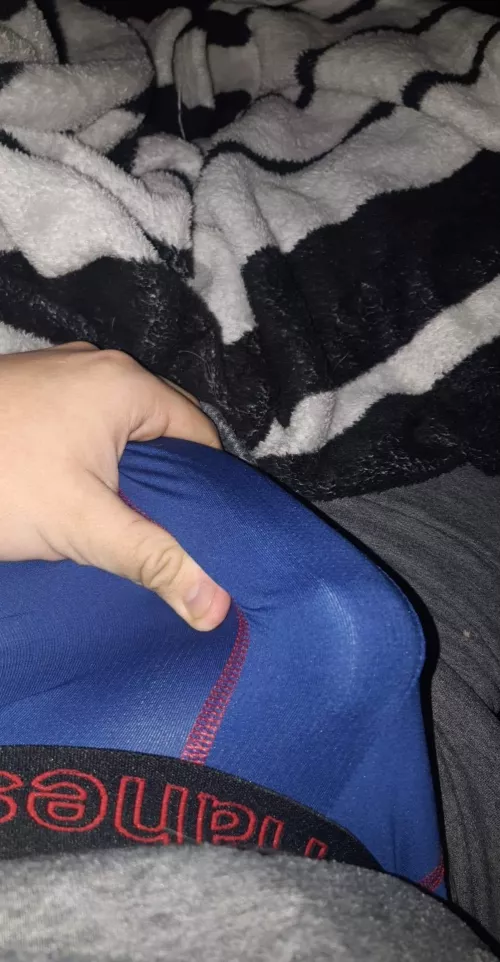 24 M, Message me if you want to see it pulled out