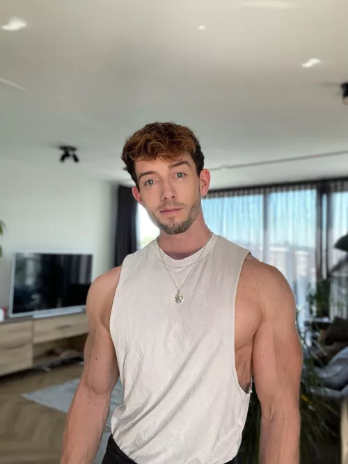 30 yo Hitting the gym a lot lately