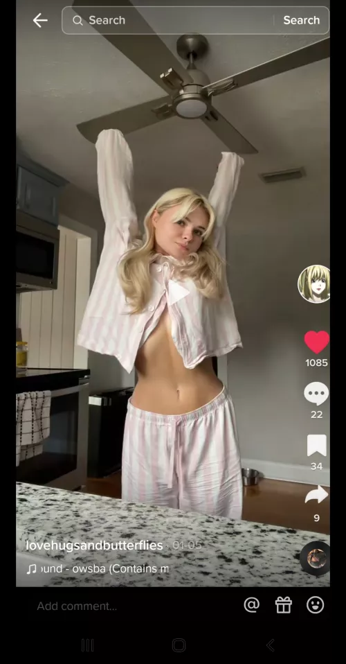 a girl on tiktok fits this