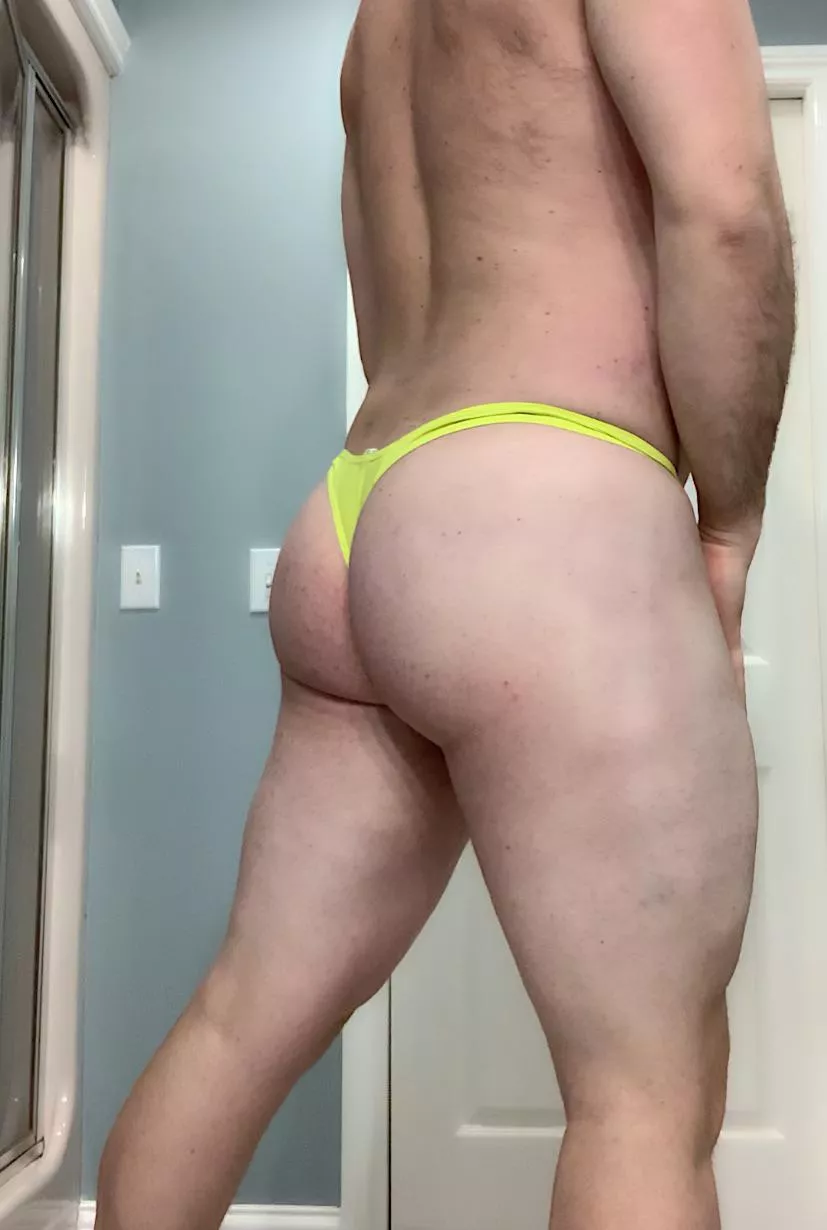 Another Hump Day 🍑