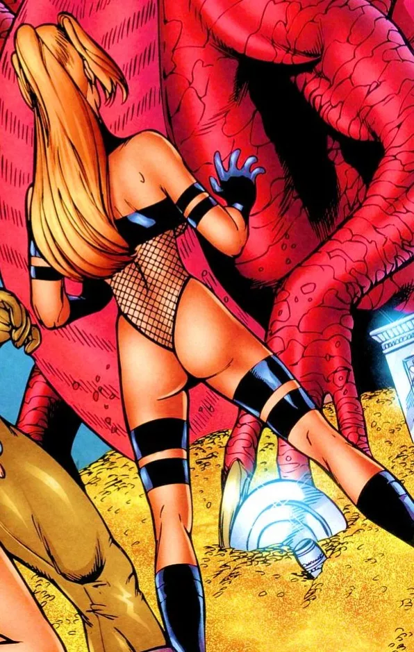 Avengelyne's Backside [Avengelyne: Dragon Realm #1]