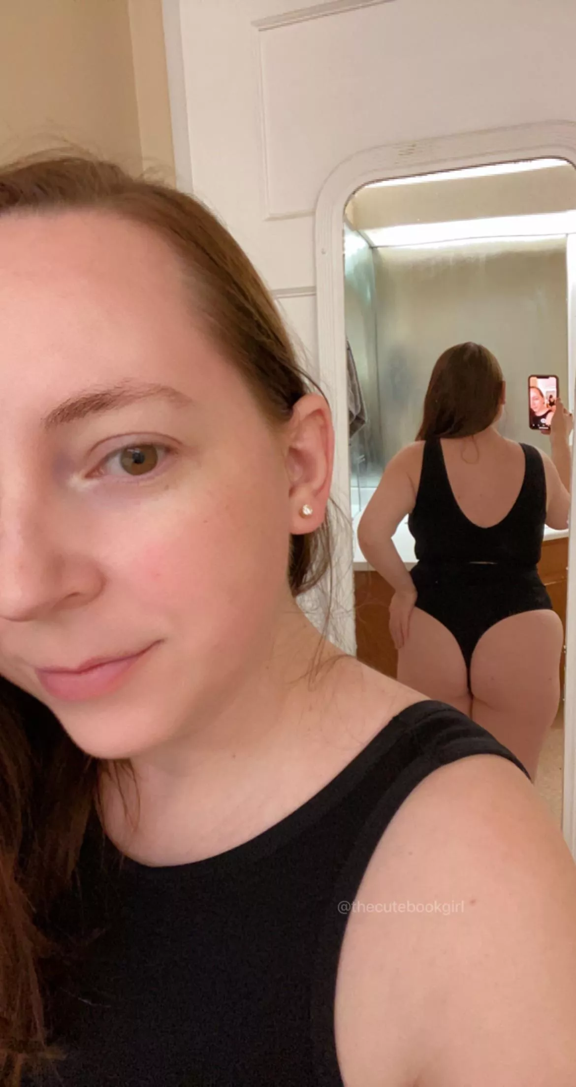 Bookworms are the freakiest 🖤