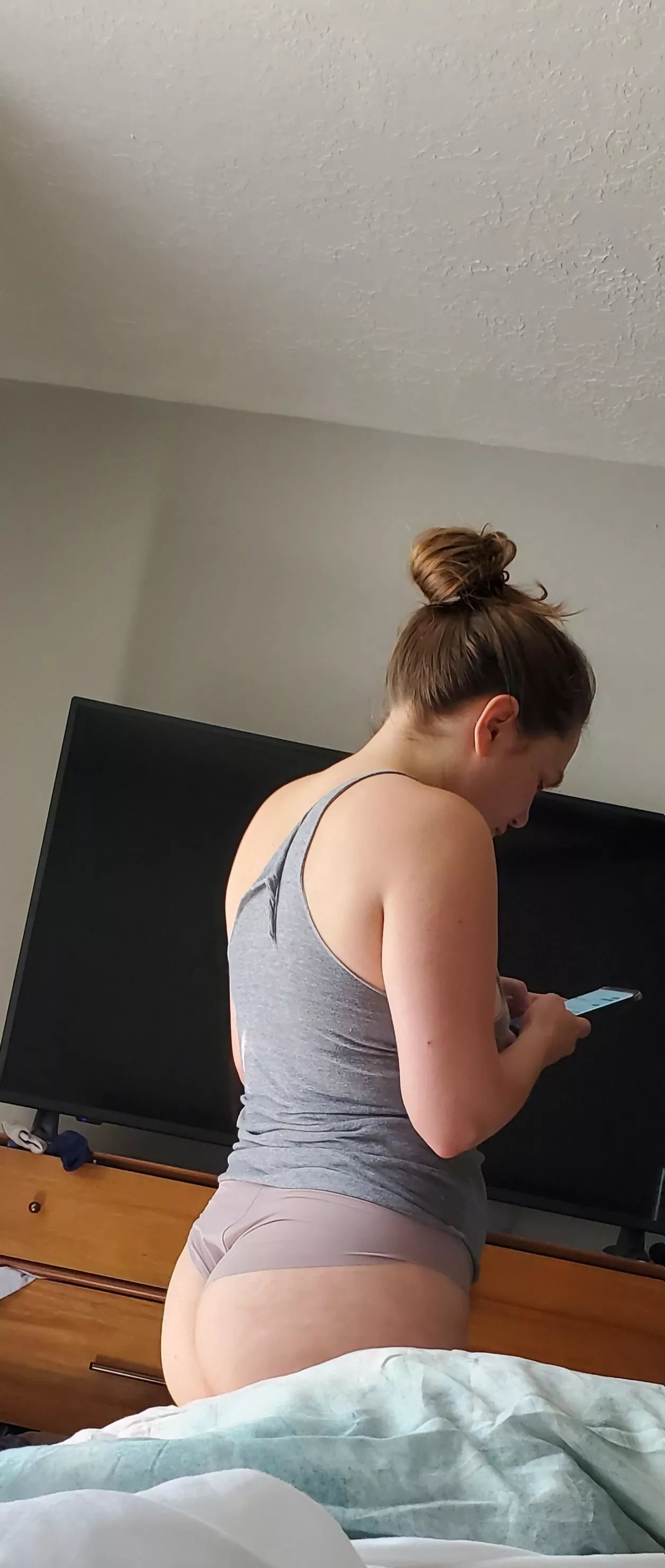Candid ass this morning. Kik is ELLEN21211.