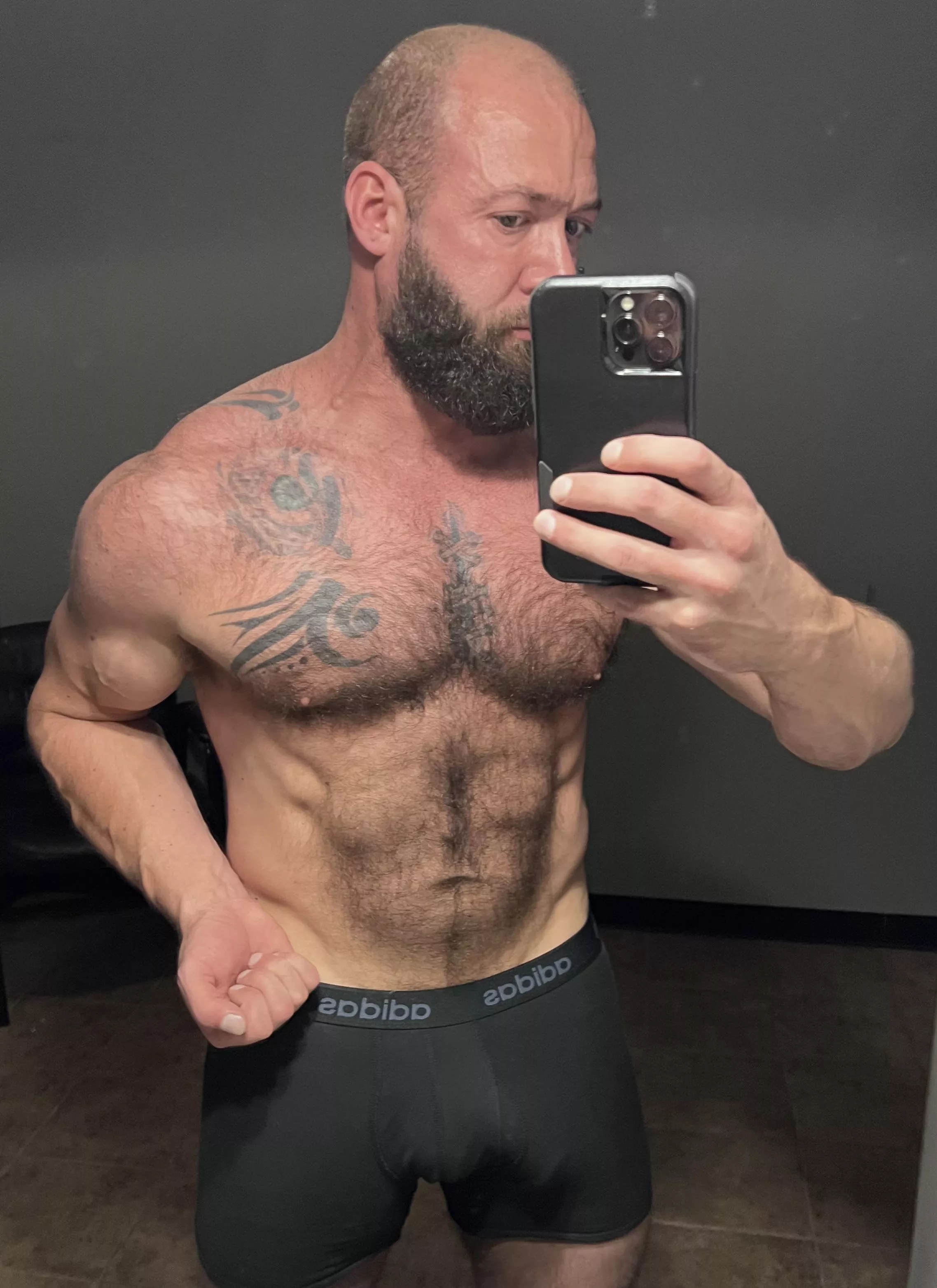 Compression shorts don’t compress big cock