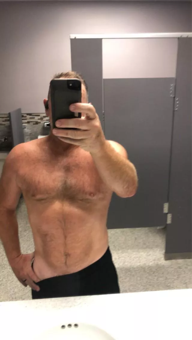 Dad (55) is trying to make gainz this year. Is it going ok?