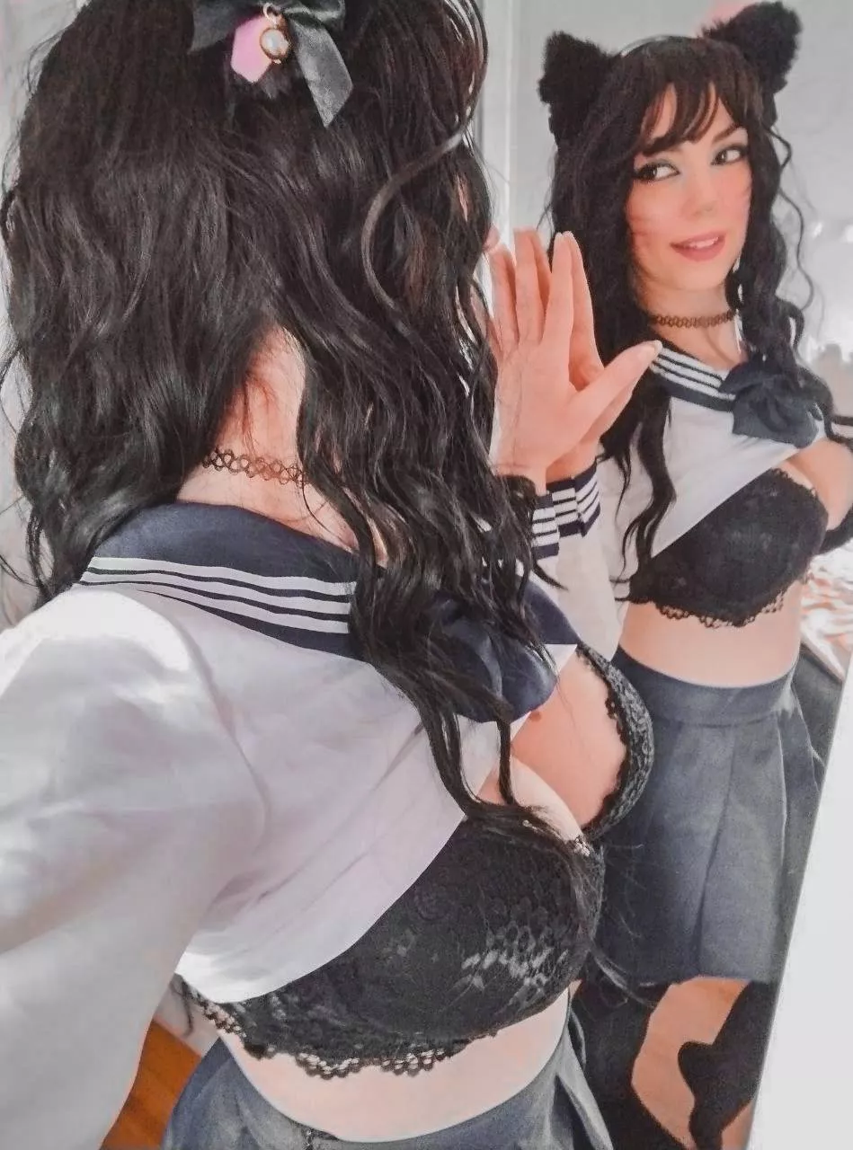 Daddy I'll lick the mirror clean