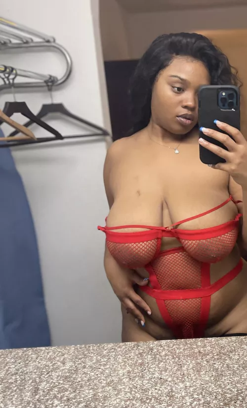 Does red look good on me ?