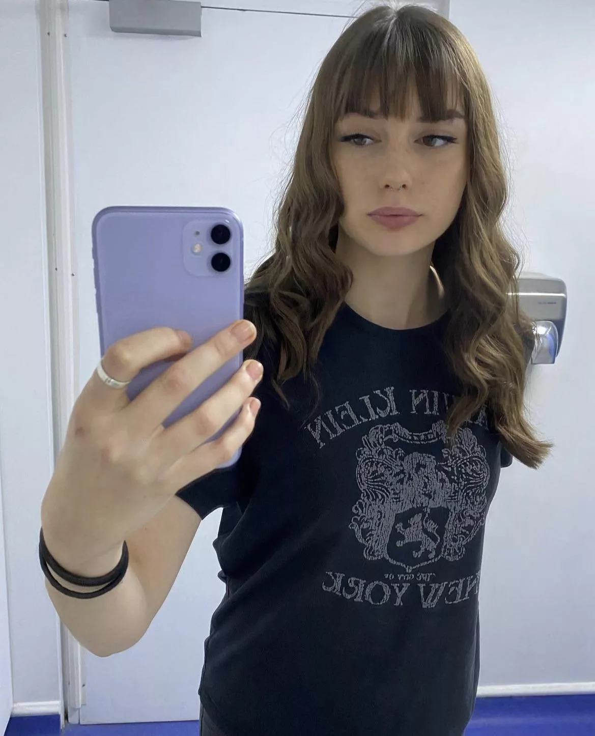 [domme]Arrows up if you are below 7inches and say yes