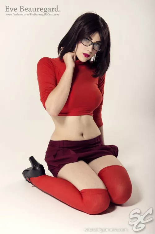 Eve Beauregard as Velma