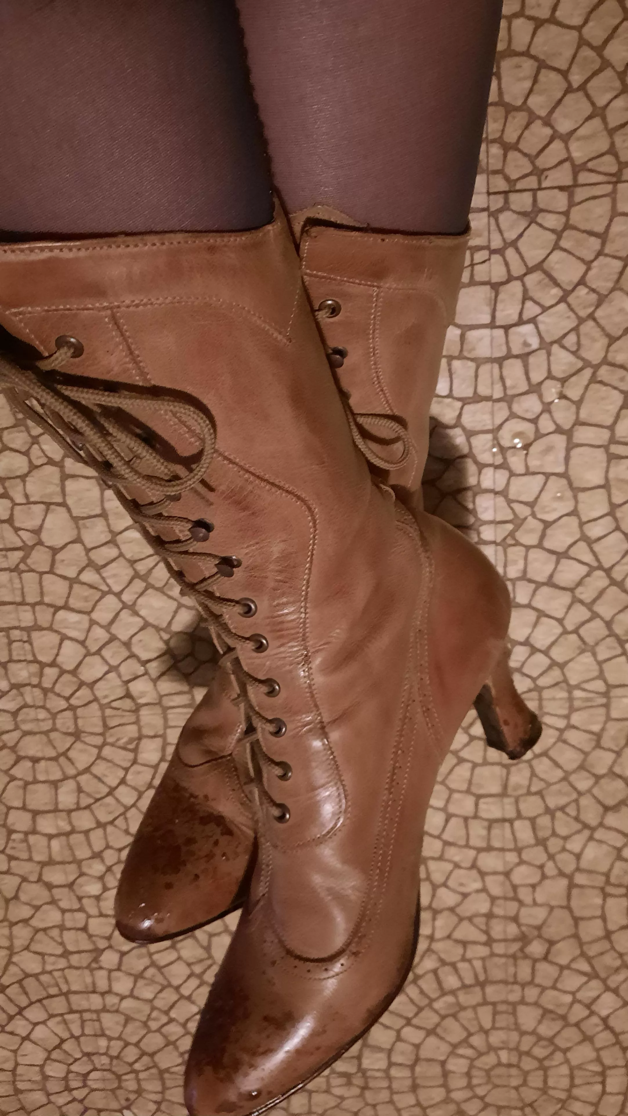 🎶 For the cowboy of the modern day. 🎶