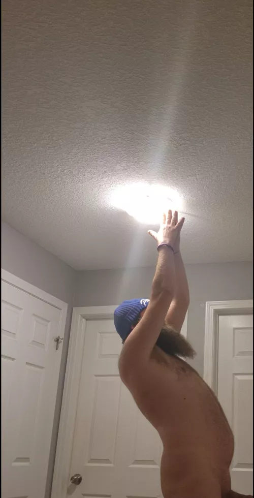 Getting the old physical capabilities back day by day. 😎😎 So glad I got back into 🧘‍♂️ after over a decade away from it.