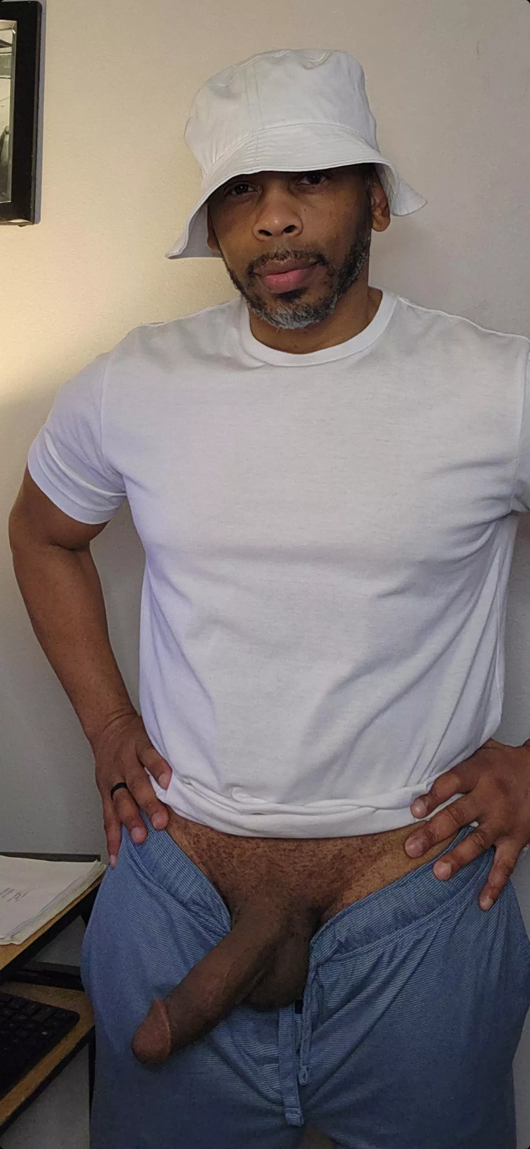 Happy Birthday to me! Ready for them older Daddy issues? (51)