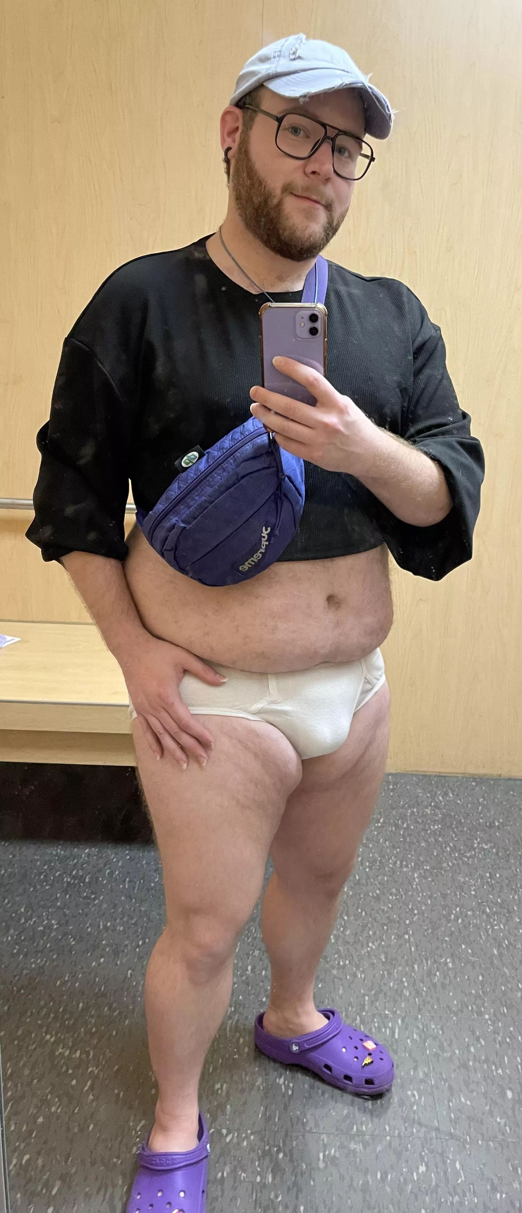 Having some fun in the fitting room on TWT 😉