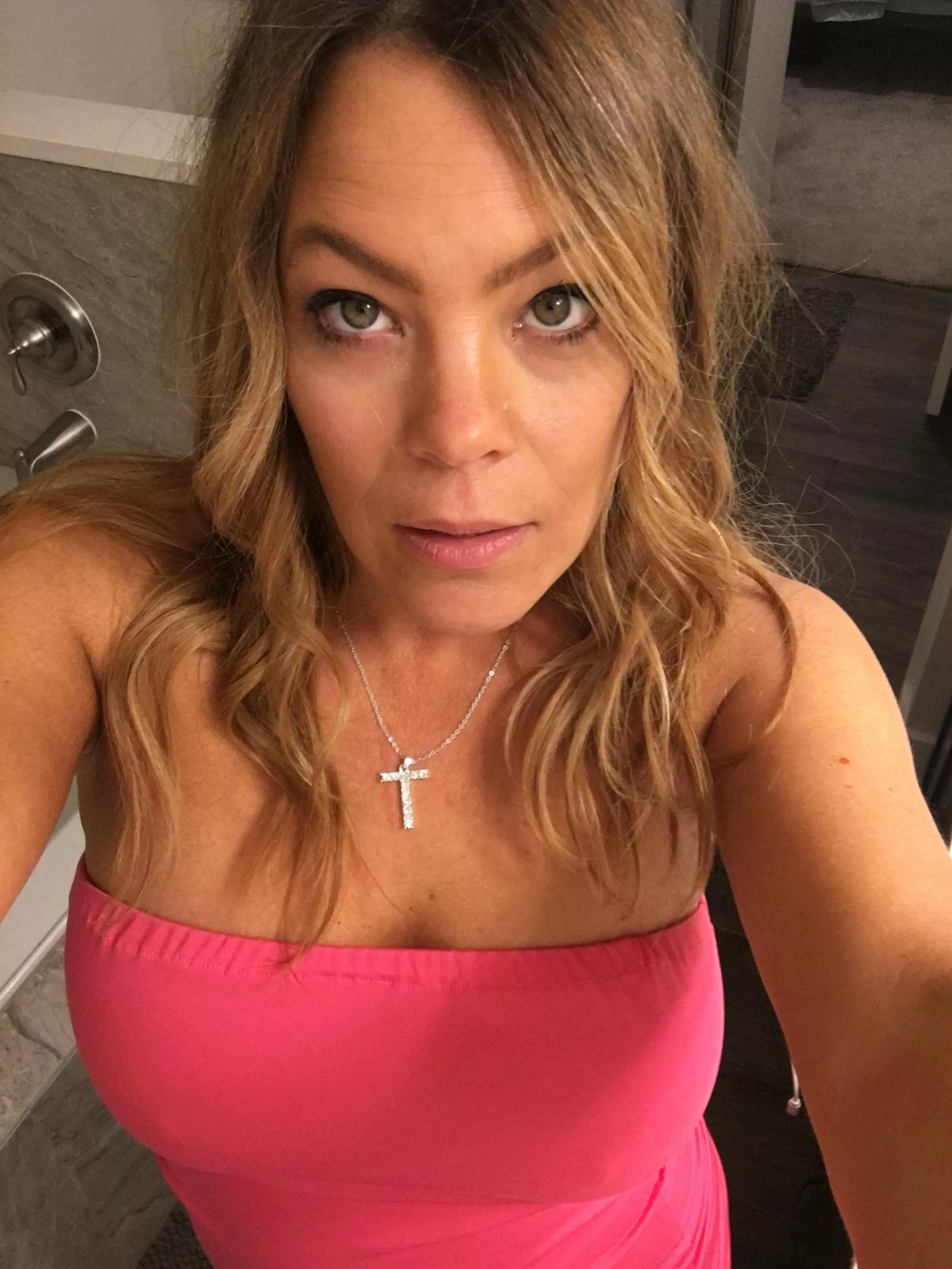 Hope you'll have a sexy Monday