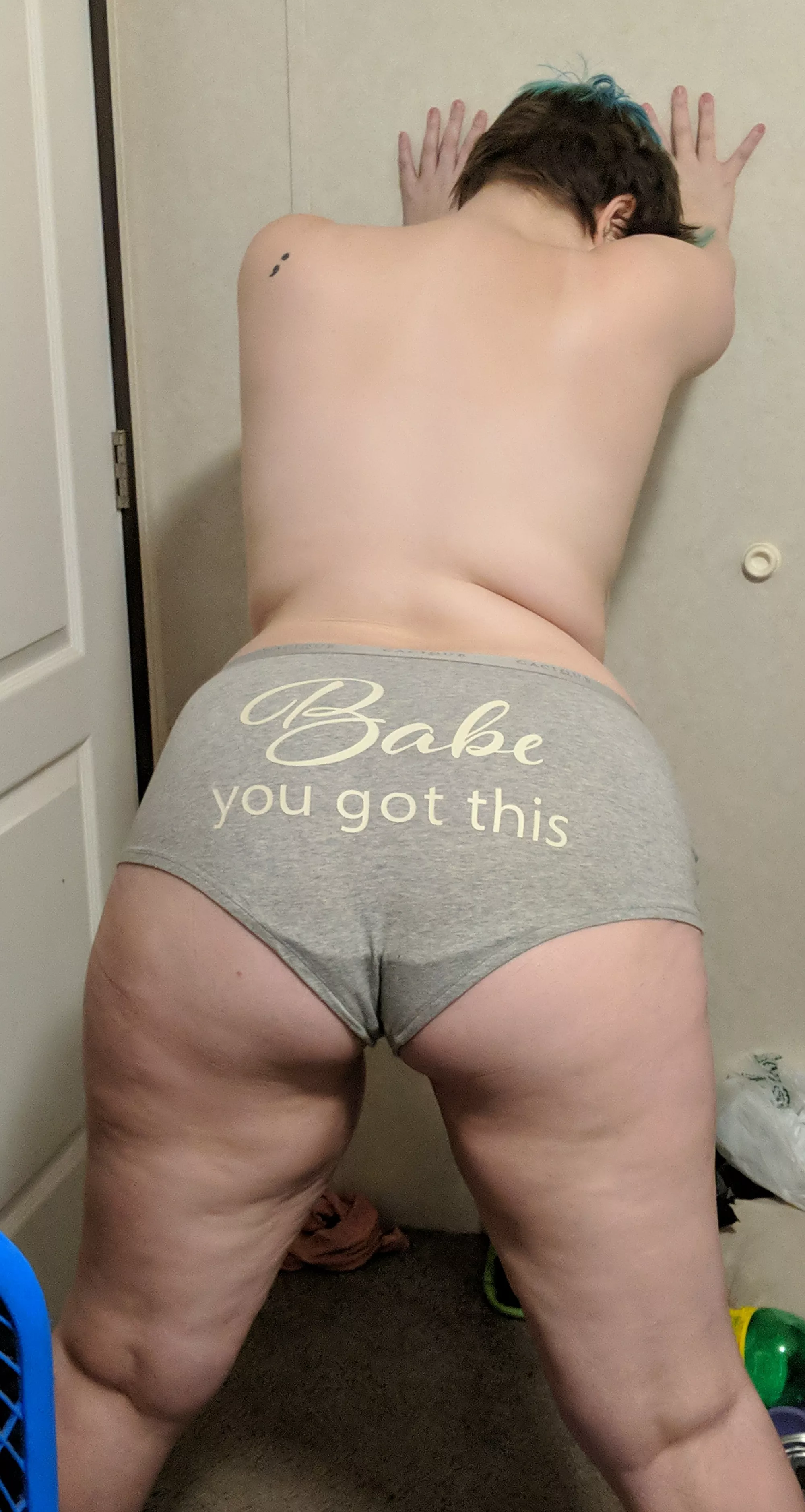 hump day Wednesday😜