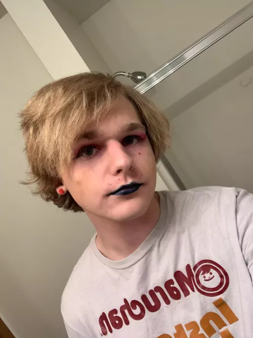 I did my makeup for the first time by myself (I know it isn’t great)