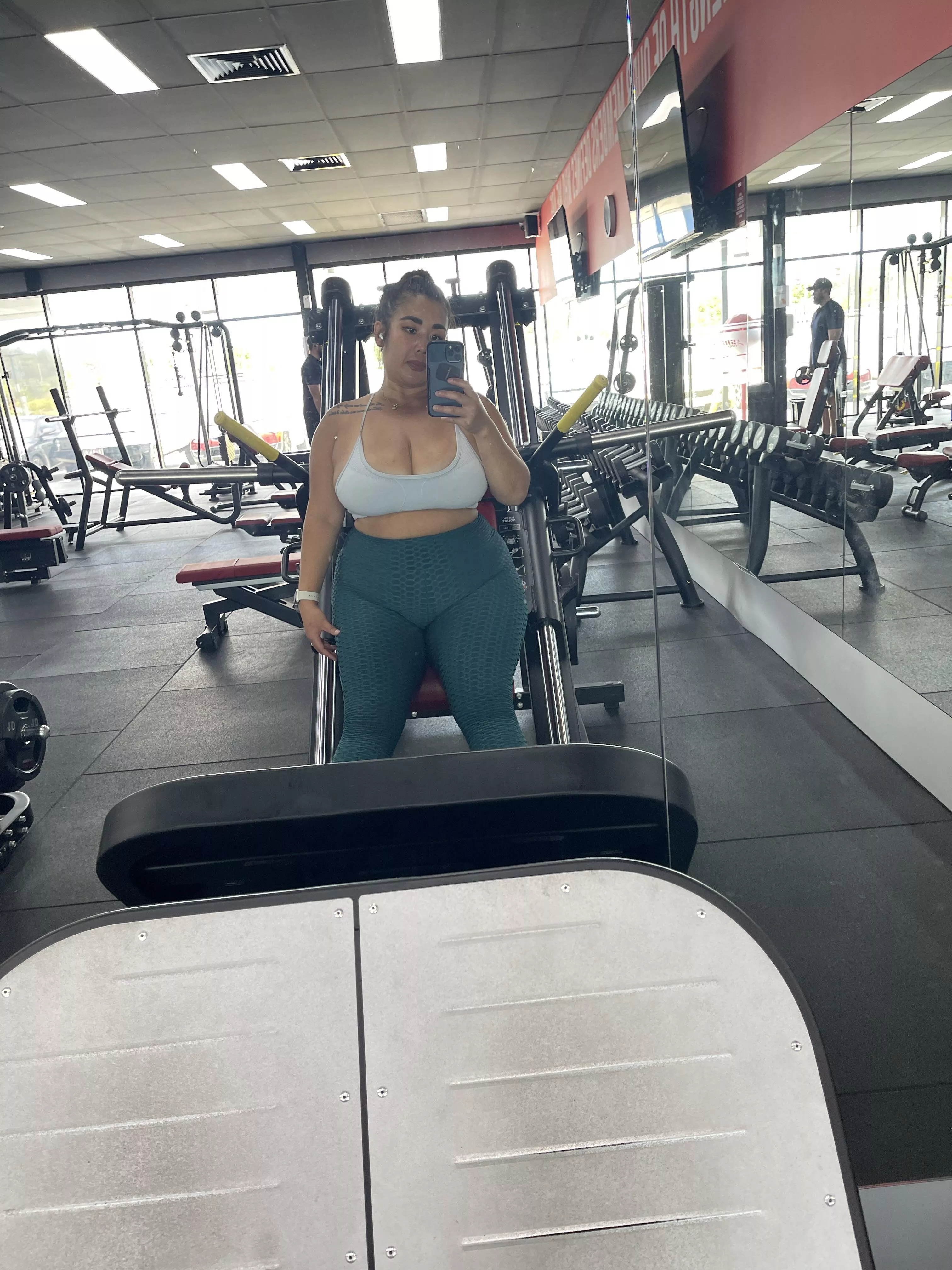 I know you are checking me out😏😏