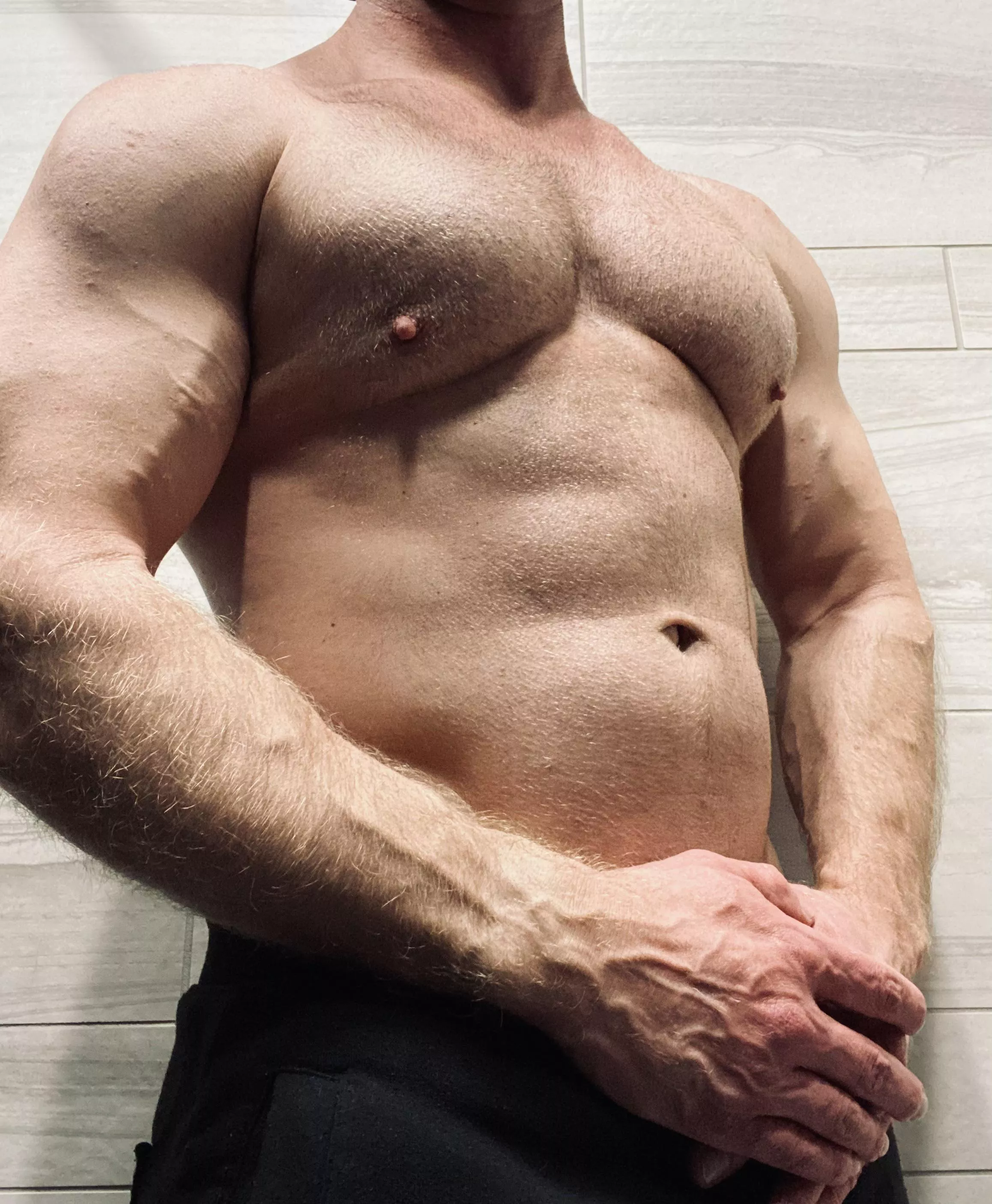 I love being thick 😈 [37]