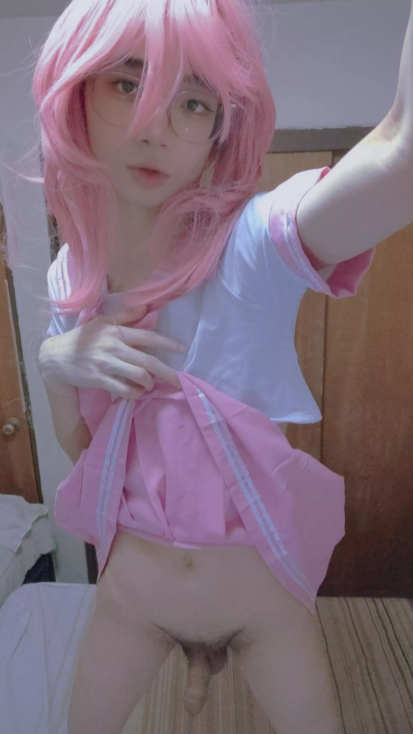 I need someone to fuck me and destroy my mind 😵‍💫🥴