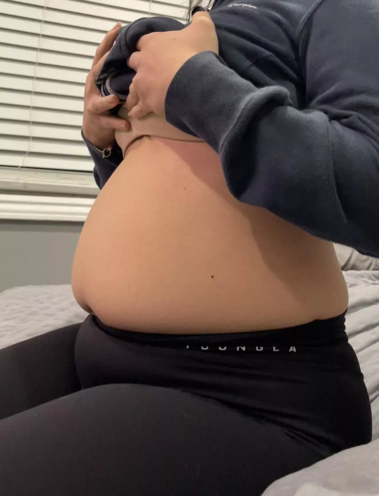 I sized up on new leggings and it seems like they're smaller than my old leggings on my growing body 😩