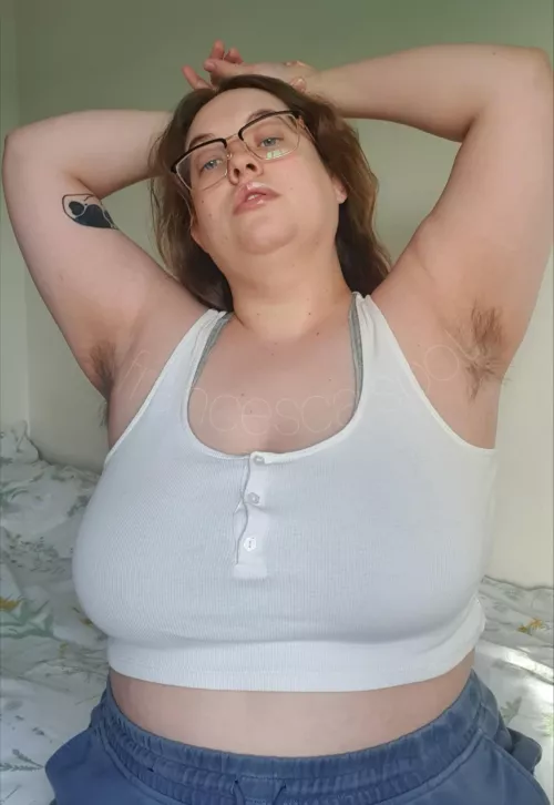 idk what it is but I find white tanks sexier than lingerie 🤭