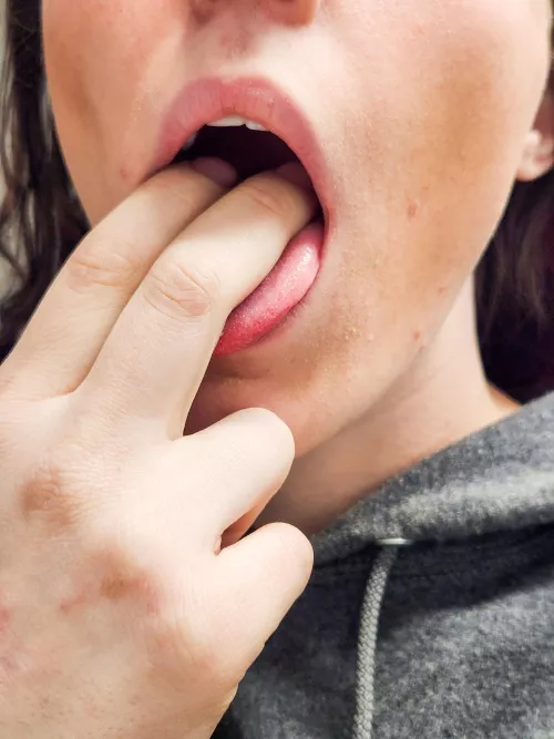 I'll be a good girl I promise