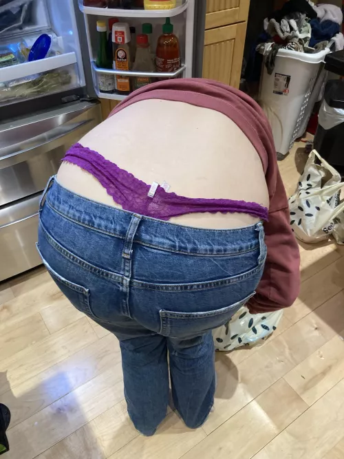 Is Whaletail Wednesday a thing? [f]