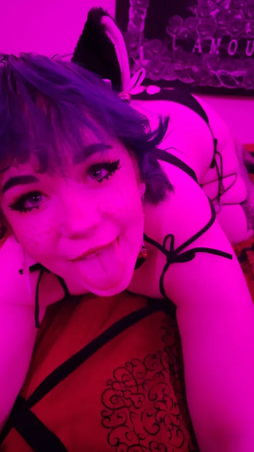 I've been training my throat, wanna see?